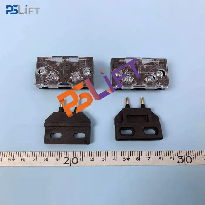 Elevator V30 Lock AZ-061