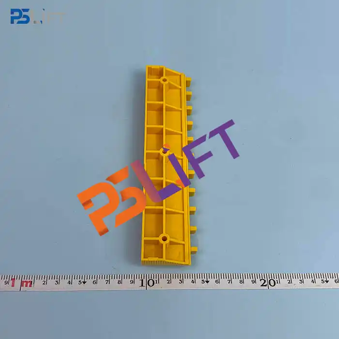 Escalator yellow edge strip BEVG RIGHT